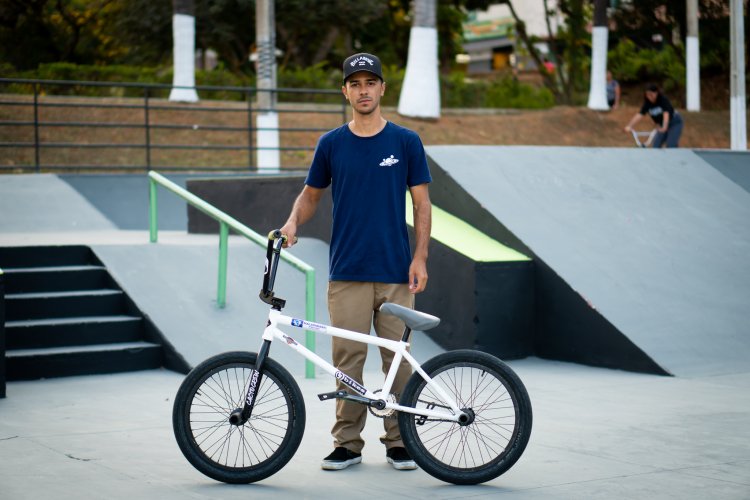 Trajetória Inspiradora: Do Asfalto ao Estrelato do BMX – Uma Conversa com Lucas Albuquerque.